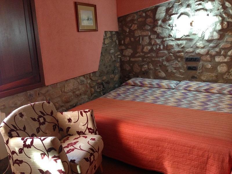 Hotel Fonda Cal Blasi Montblanc Zimmer foto