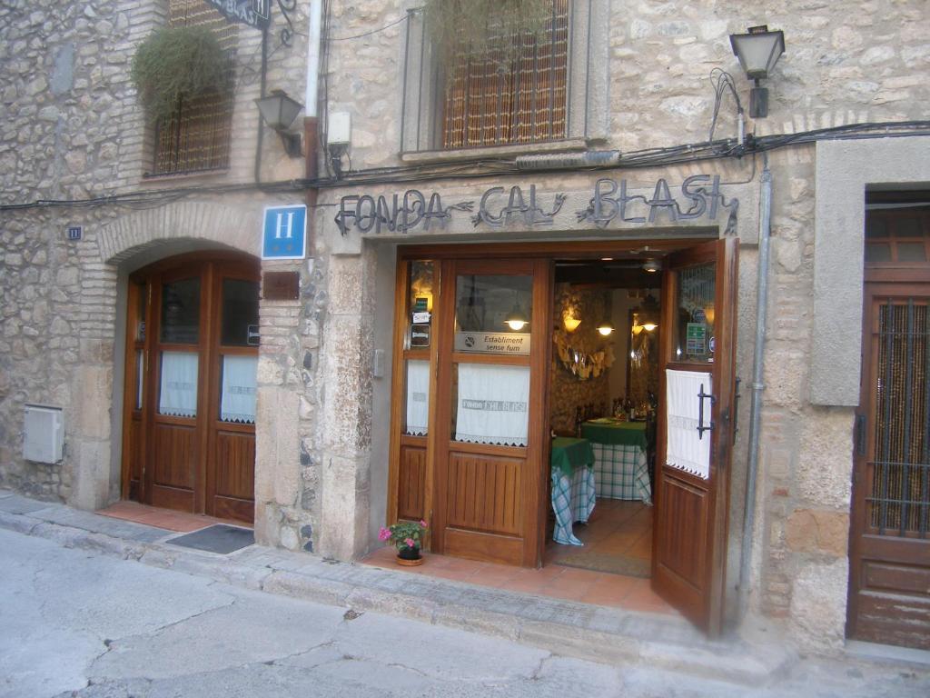 Hotel Fonda Cal Blasi Montblanc Exterior foto