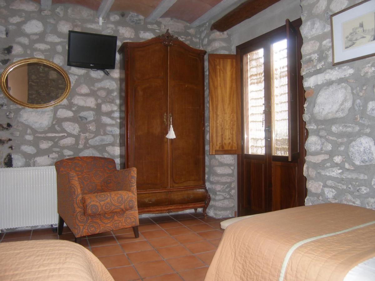Hotel Fonda Cal Blasi Montblanc Zimmer foto